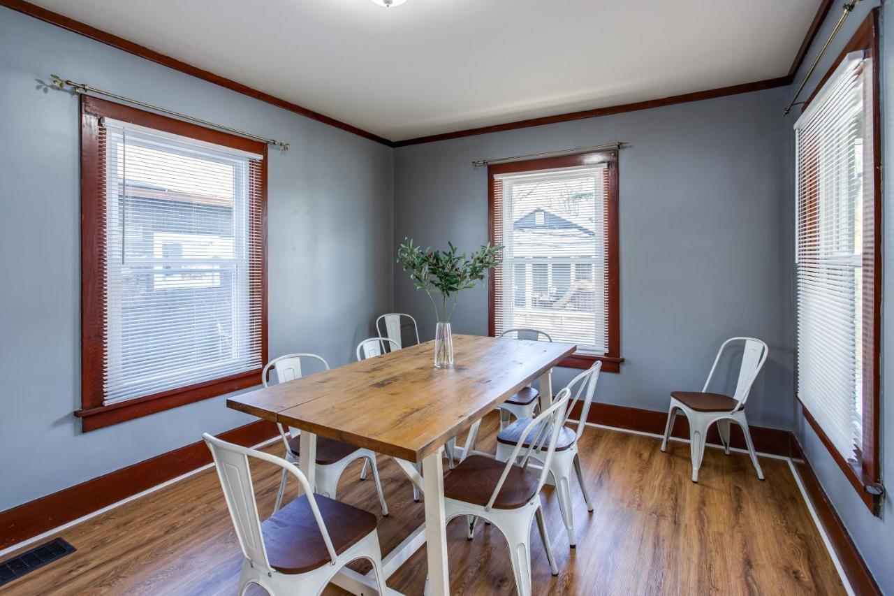 Spacious Home With In-Unit Laundry, Parking, 1Gb Wifi, & Patio Deck 羅徹斯特 外观 照片