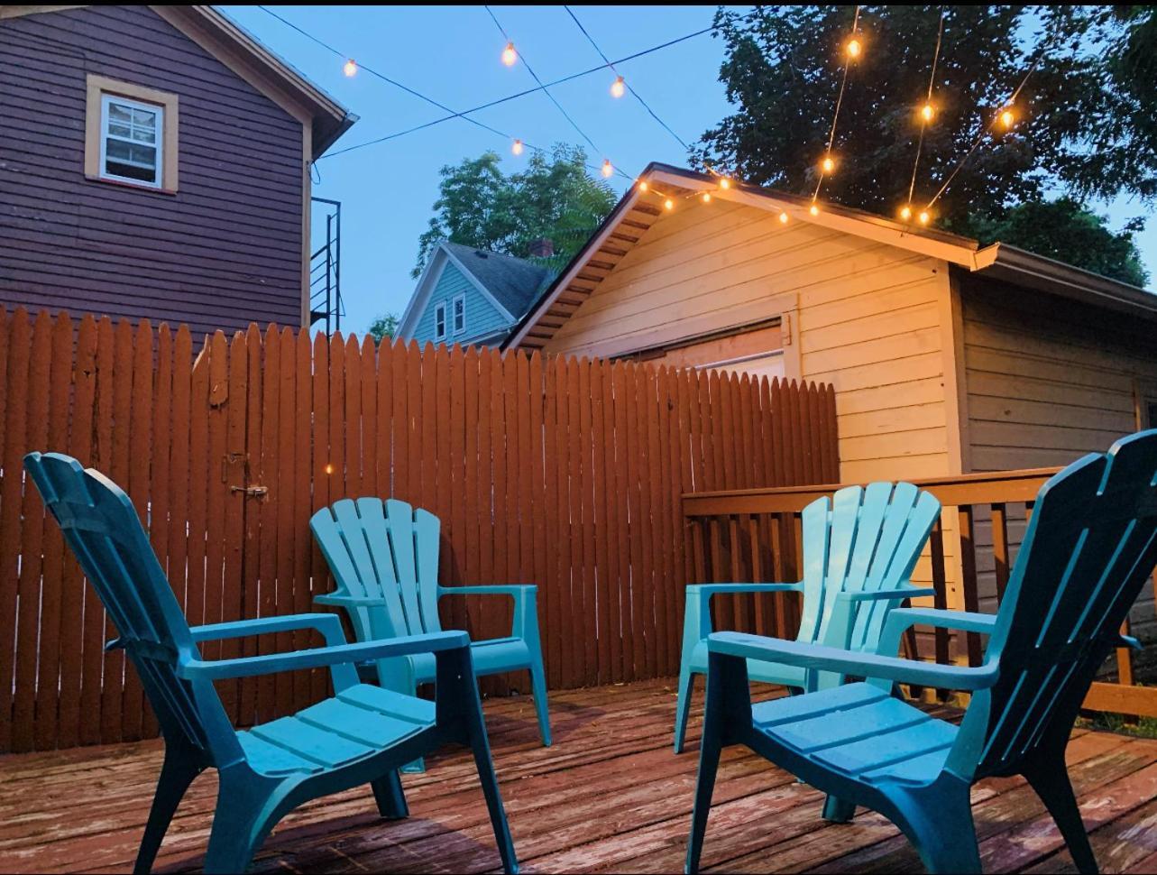 Spacious Home With In-Unit Laundry, Parking, 1Gb Wifi, & Patio Deck 羅徹斯特 外观 照片